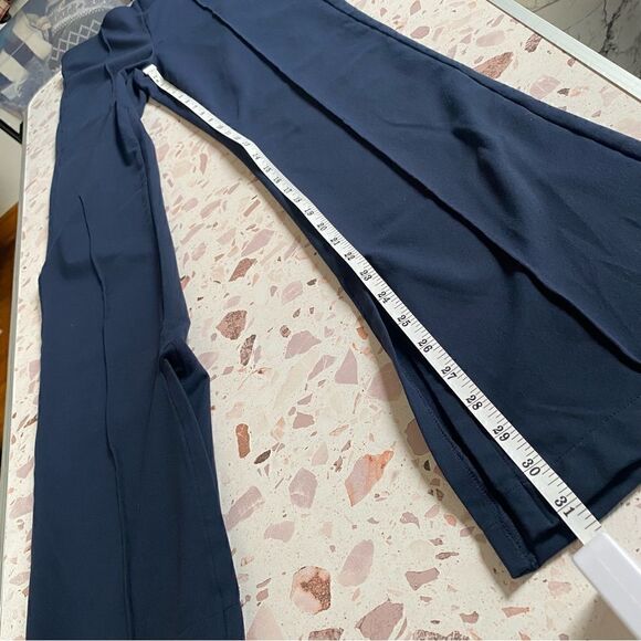 Athleta high waisted flared leggings - Picture 11 of 16